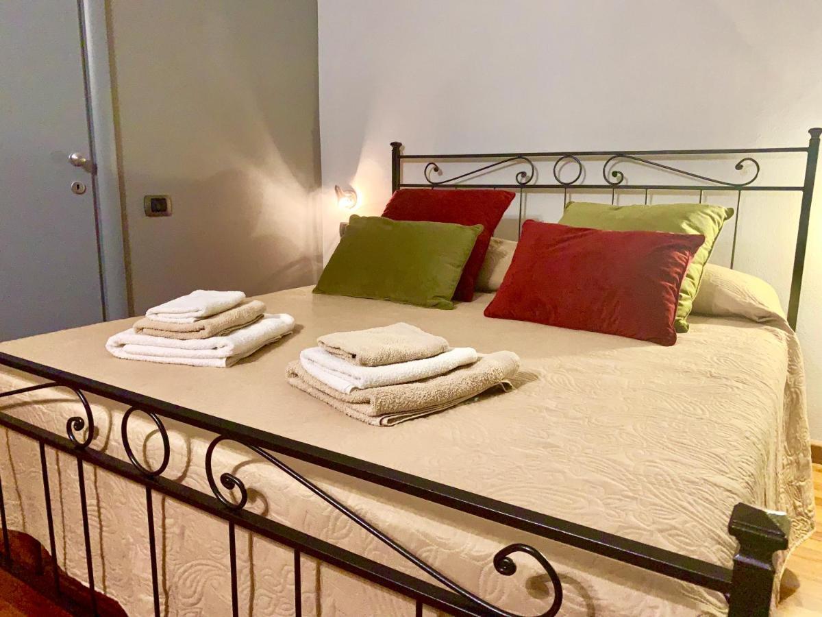 Alex Room Airport Elmas 外观 照片